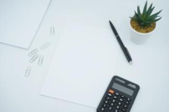 贷款2万服务费多少钱一个月呢？